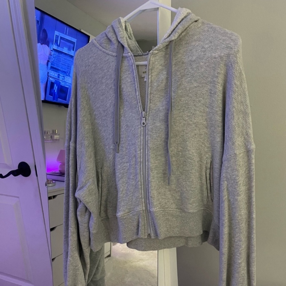 COPY - OFFLINE by AERIE Grey Cropped Zip-Up Sweatshirt